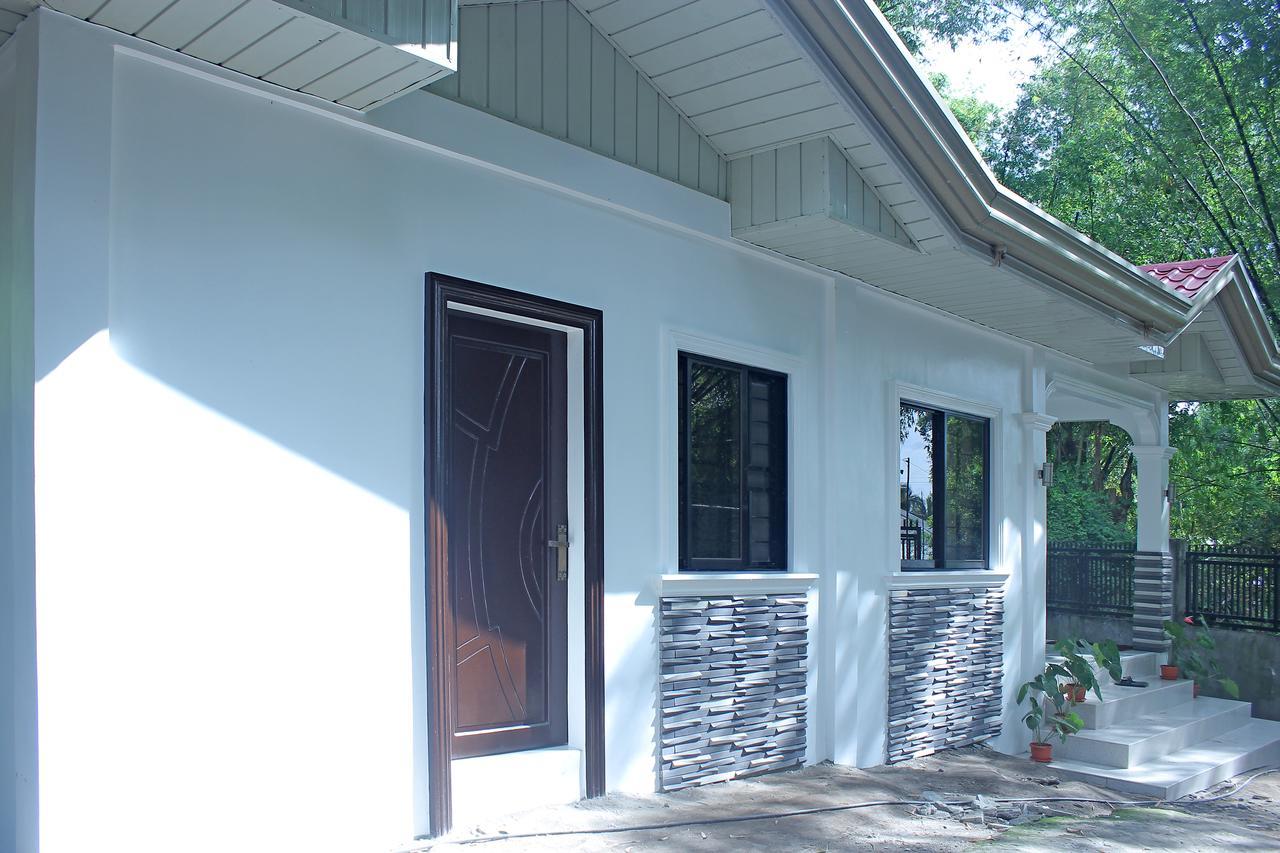 Hanella'S Place Bacong  Екстер'єр фото