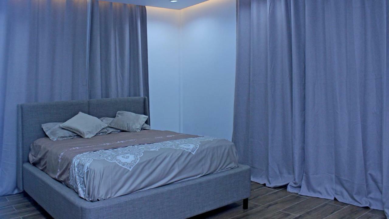Hanella'S Place Bacong  Екстер'єр фото